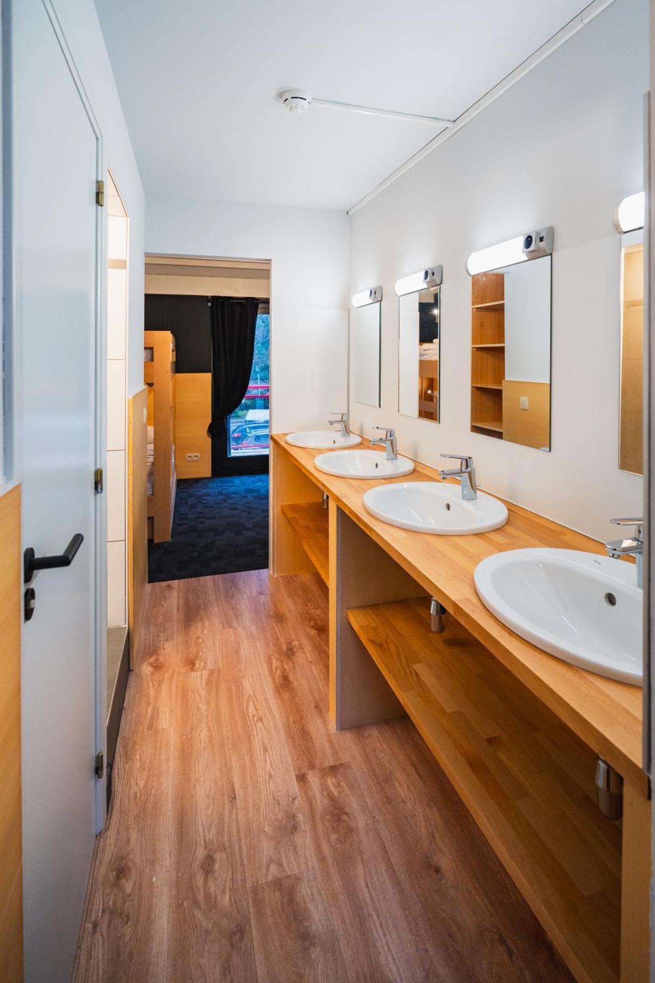 Hotel Aquatel Dinant Eksteriør bilde
